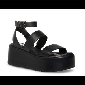 Steve Madden Black Bay Wedge Sandal